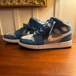 Nike Air Jordan 1 Mid (GS) Washed Denim Womens 8.0, Mens 6.5